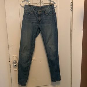 Levi’s skinny jeans